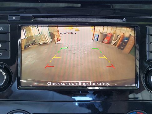 Certified 2020 Nissan Rogue S image 12