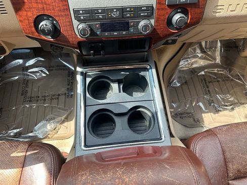 Used 2011 Ford F250 King Ranch w/ King Ranch w/Chrome Pkg image 27