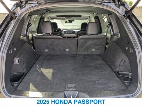 Certified 2025 Honda Passport TrailSport image 23