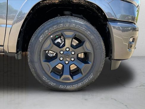 New 2026 RAM 1500 Big Horn AWD/4WD image 29