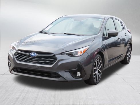 Used 2024 Subaru Impreza 2.0i Sport image 3