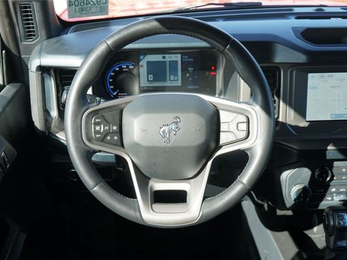 Certified 2022 Ford Bronco Outer Banks AWD/4WD image 26