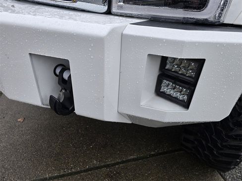 Used 2020 Ford F450 Platinum w/ Camper Package image 21