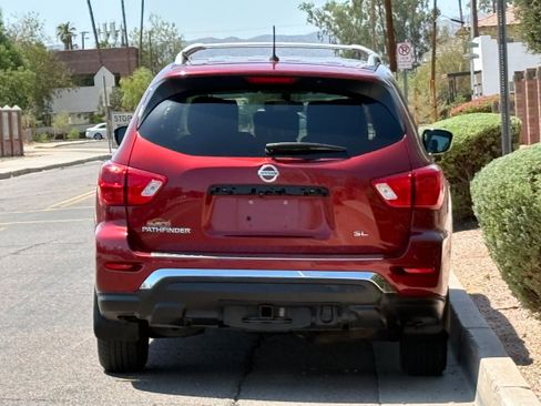 Used 2017 Nissan Pathfinder SL FWD image 5