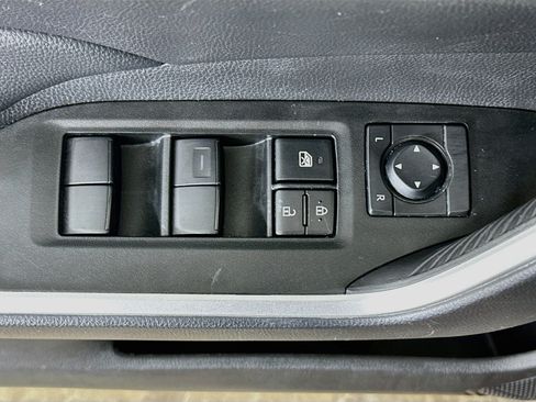 Used 2024 Toyota RAV4 LE FWD image 15