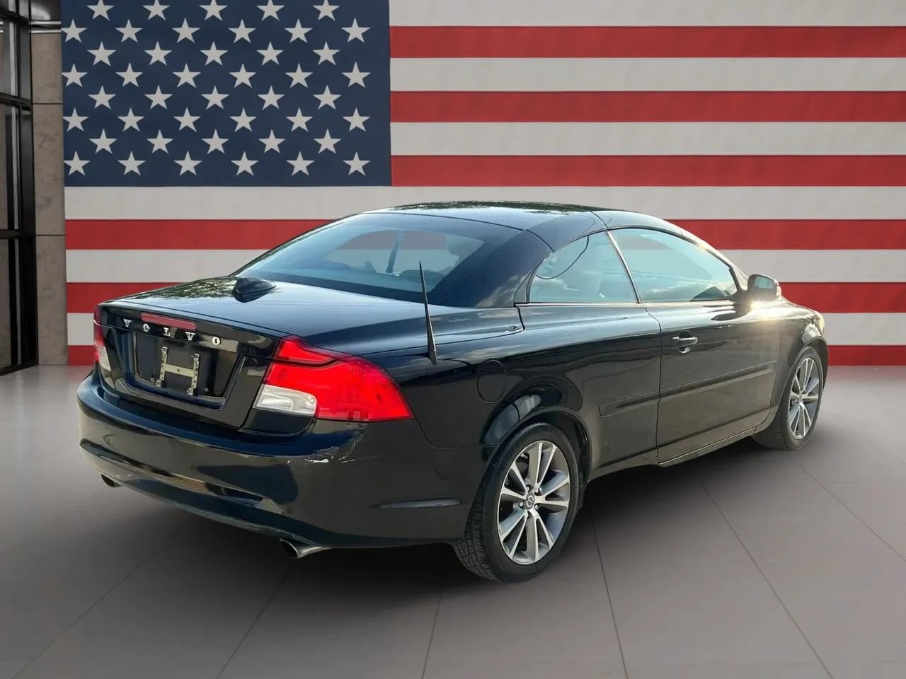 Used 2011 Volvo C70 T5 FWD image 11