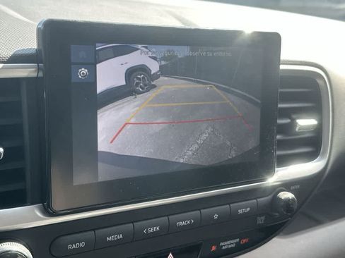 Used 2024 Hyundai Venue SEL FWD image 29