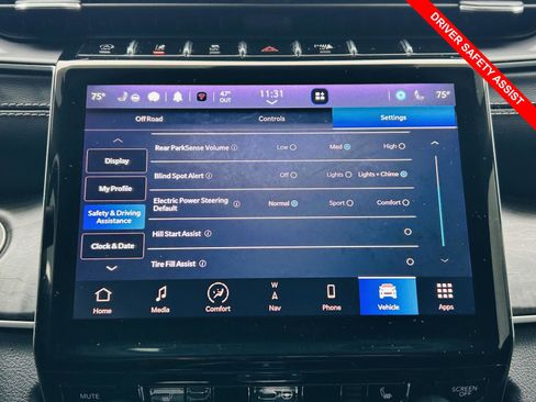 Used 2022 Jeep Grand Cherokee L Limited image 12