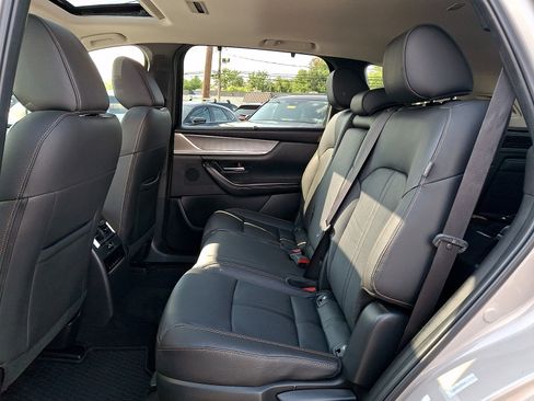 Certified 2024 MAZDA CX-90 3.3 Turbo w/ Preferred Plus AWD/4WD image 12