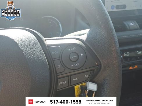 Used 2025 Toyota RAV4 LE AWD/4WD image 19