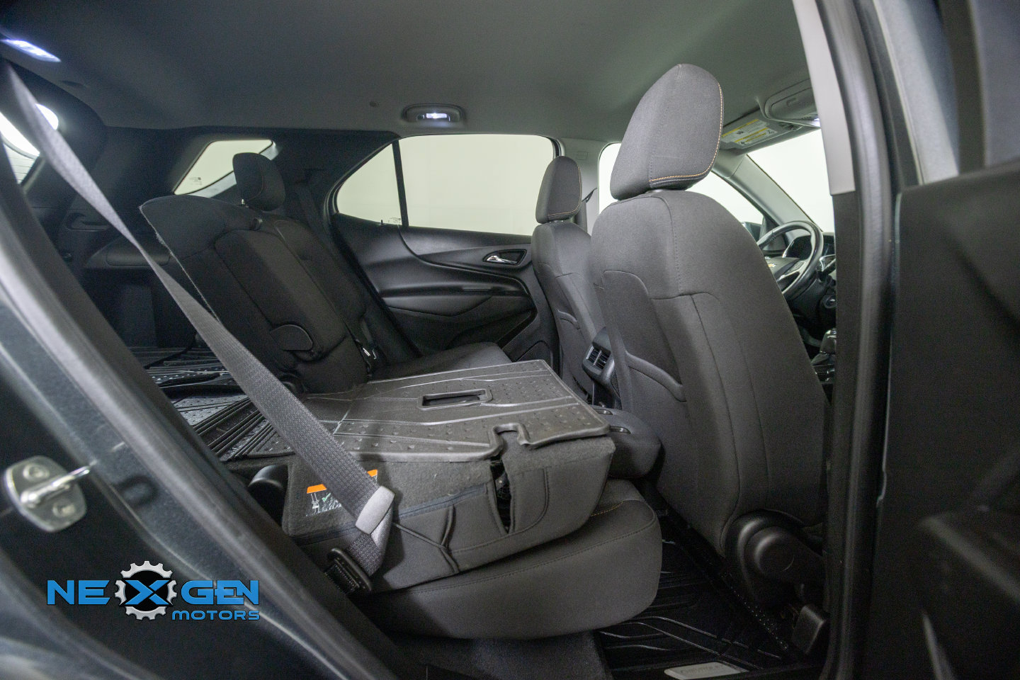 Used 2020 Chevrolet Equinox LT AWD/4WD image 40