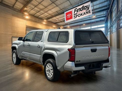 Certified 2024 Toyota Tacoma SR5 AWD/4WD image 6