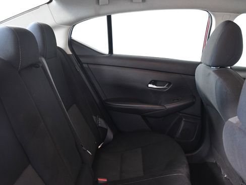 Used 2021 Nissan Sentra SV image 24