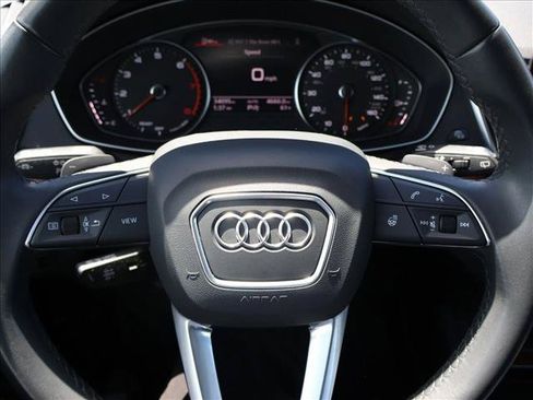 Used 2023 Audi Q5 2.0T Premium w/ Convenience Package AWD/4WD image 16