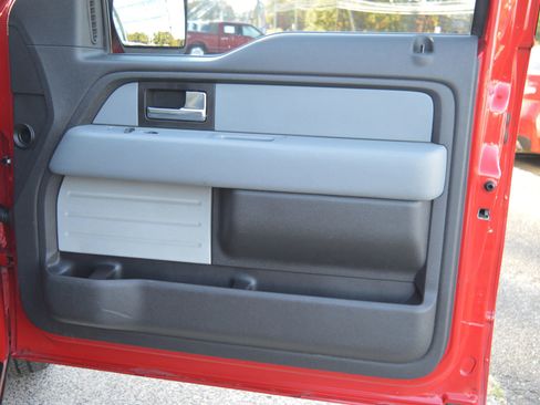 Used 2013 Ford F150 XLT image 29