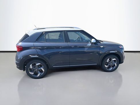 New 2026 Hyundai Venue SEL image 2