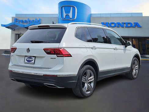 Used 2021 Volkswagen Tiguan SEL w/ 3rd Row Seat Package image 7