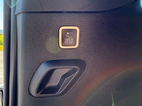 Used 2022 Jeep Wagoneer Series II image 7