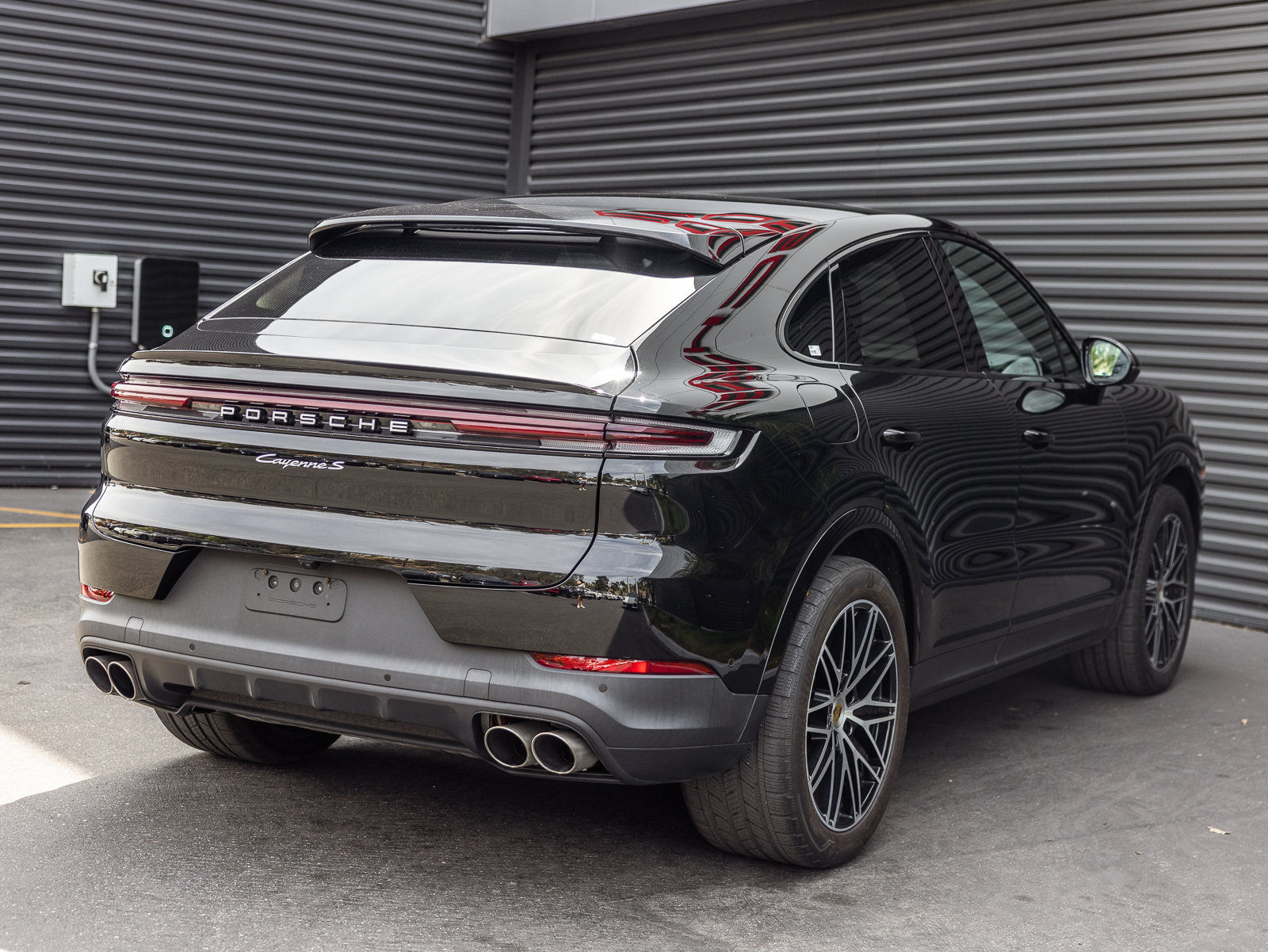 Certified 2024 Porsche Cayenne S AWD/4WD image 10