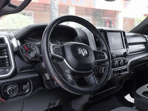 Used 2024 RAM 2500 Big Horn w/ Bed Utility Group image 21