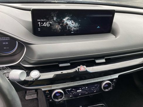 Used 2023 Genesis G80 2.5T image 17