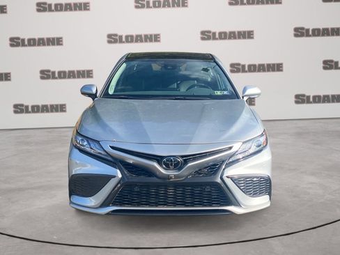 Used 2021 Toyota Camry XSE w/ Navigation Package FWD image 3