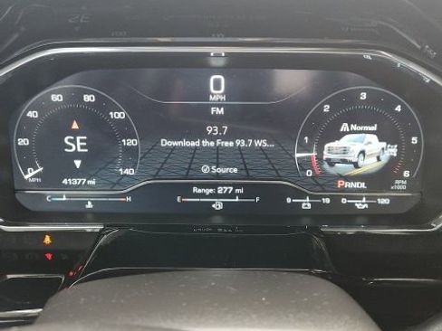 Used 2023 GMC Sierra 1500 SLE image 12