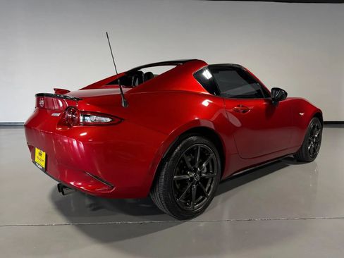 Used 2017 MAZDA MX-5 Miata RF Club RWD image 4