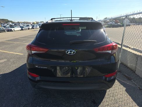 Used 2017 Hyundai Tucson SE image 6