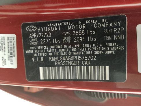 Used 2023 Hyundai Elantra SEL w/ Convenience Package image 33