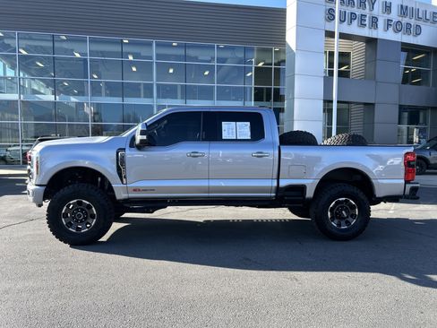 Certified 2024 Ford F350 Platinum w/ Tremor Off-Road Package image 2