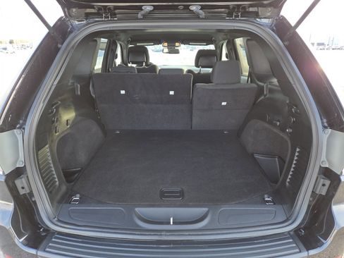 Used 2016 Jeep Grand Cherokee Laredo w/ Quick Order Package 23E image 16