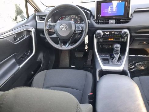 Used 2024 Toyota RAV4 LE FWD image 8
