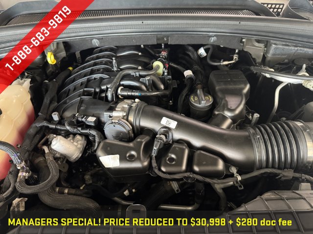 Used 2023 Jeep Grand Cherokee L Limited w/ Trailer Tow Group (B) AWD/4WD image 9