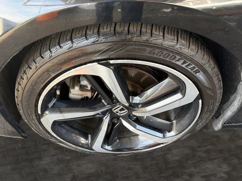 Used 2018 Honda Accord Sport image 34