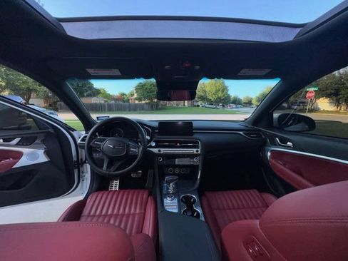 Used 2024 Genesis G70 3.3T Advanced RWD image 4