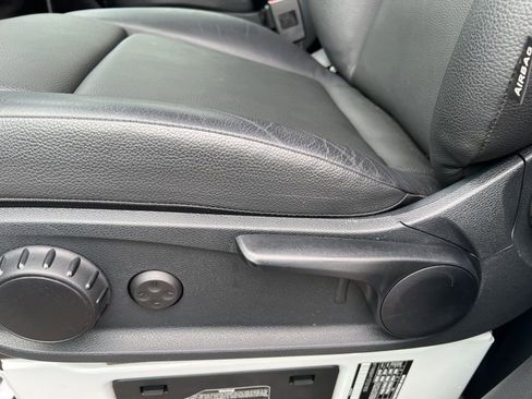 Used 2025 Mercedes-Benz Sprinter 2500 image 13