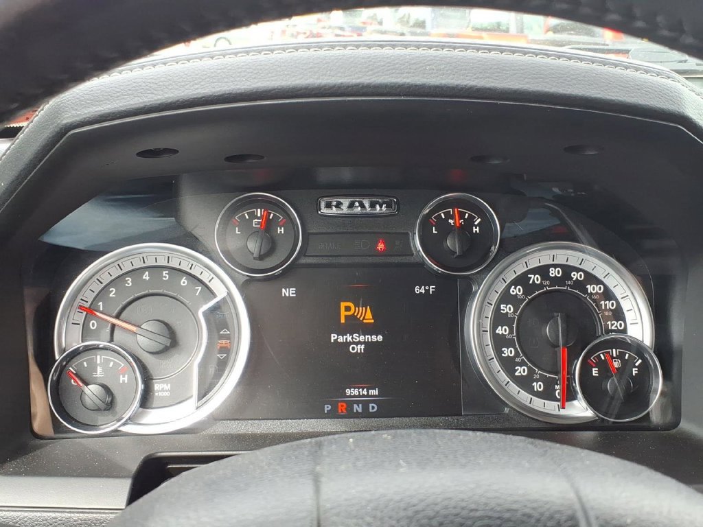 Used 2018 RAM 2500 Laramie w/ Sport Appearance Group AWD/4WD image 23