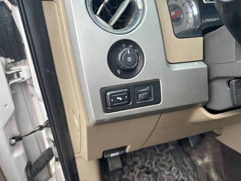 Used 2010 Ford F150 XLT image 17