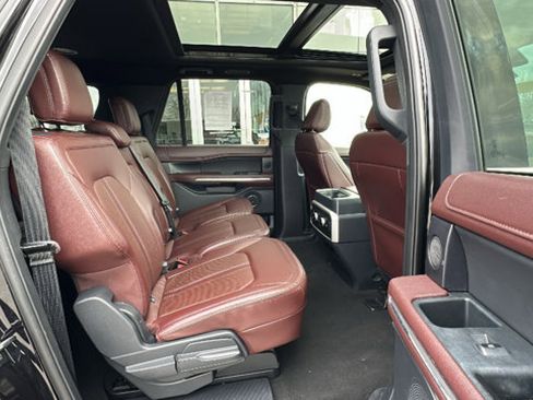 Used 2024 Ford Expedition Max Limited image 26