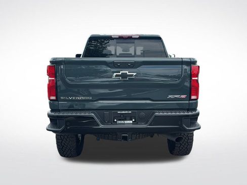 Used 2026 Chevrolet Silverado 2500 ZR2 AWD/4WD image 6