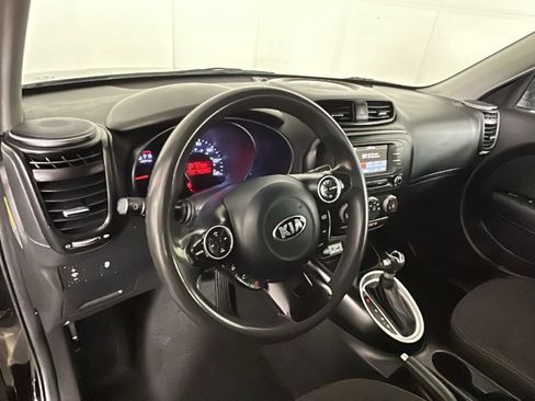 Used 2019 Kia Soul FWD image 16