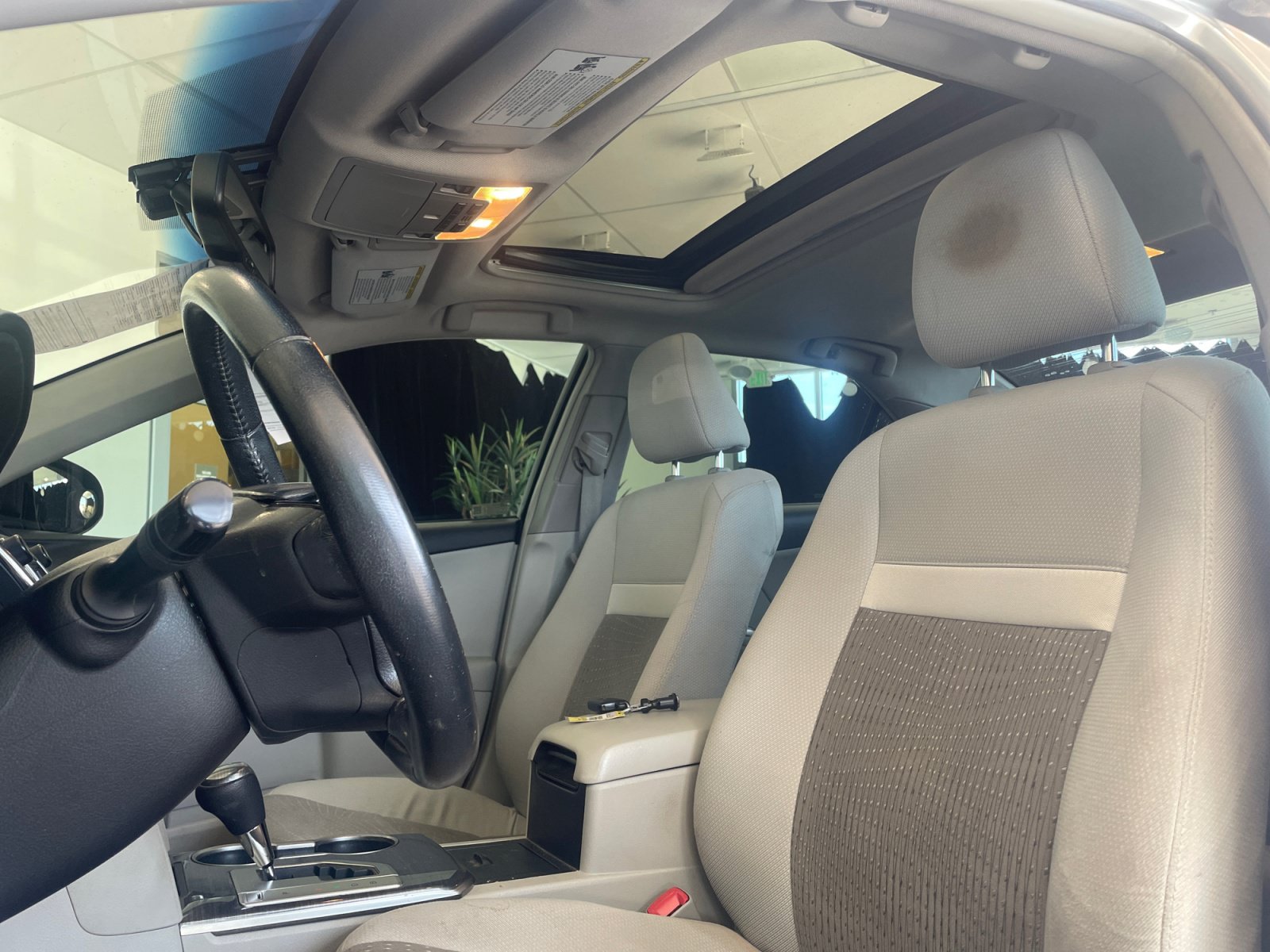 Used 2013 Toyota Camry XLE w/ Convenience Pkg FWD image 31