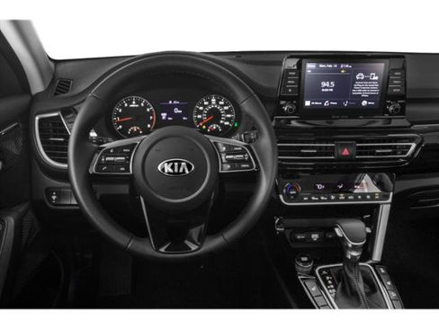 Used 2021 Kia Seltos EX image 10