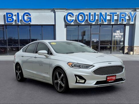 Used 2019 Ford Fusion Titanium image 6