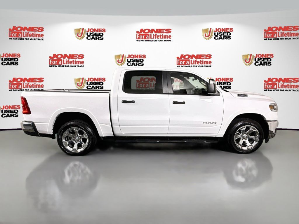 Used 2025 RAM 1500 Big Horn AWD/4WD image 18