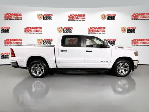 Used 2025 RAM 1500 Big Horn AWD/4WD image 18