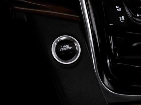 Used 2015 Cadillac Escalade ESV Premium AWD/4WD image 20