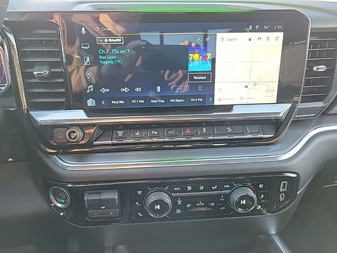 Used 2025 Chevrolet Silverado 3500 High Country w/ High Country Premium Package image 12