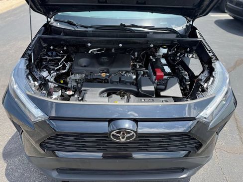 Used 2024 Toyota RAV4 XLE AWD/4WD image 10